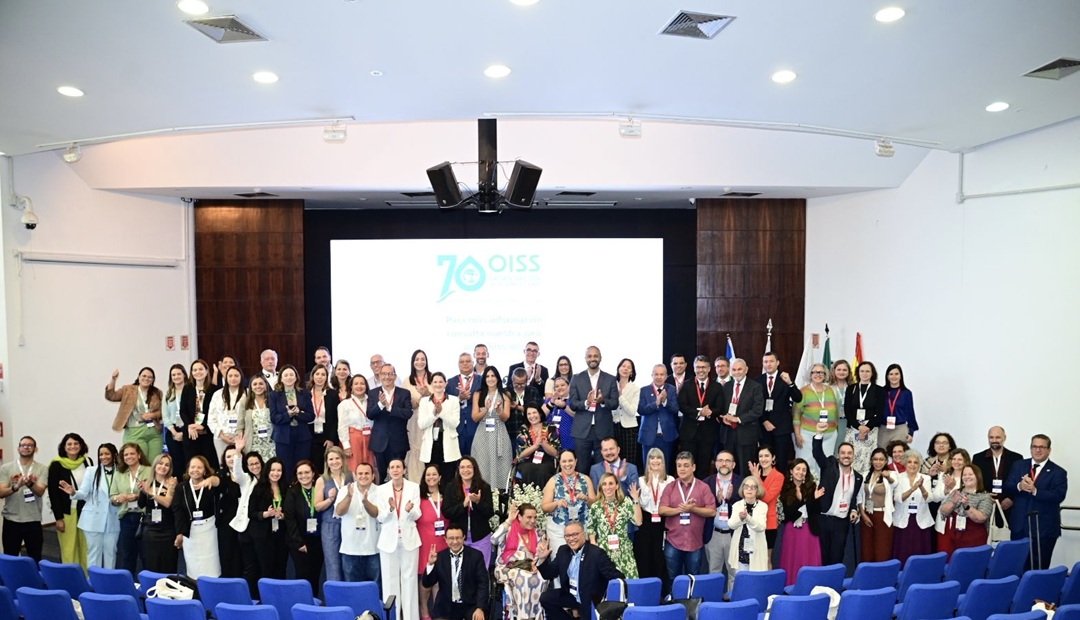 Participantes del IX Foro Iberoamérica Incluye, que tuvo lugar en Brasilia,Brasil, en donde se abordó y reflexionó sobre los avances y los retos del
empleo pleno productivo y el trabajo decente para las personas con
discapacidad.