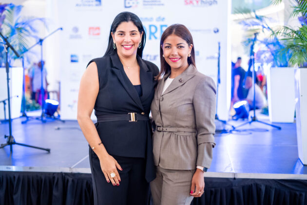 Michelle Rojas y Yikaury María