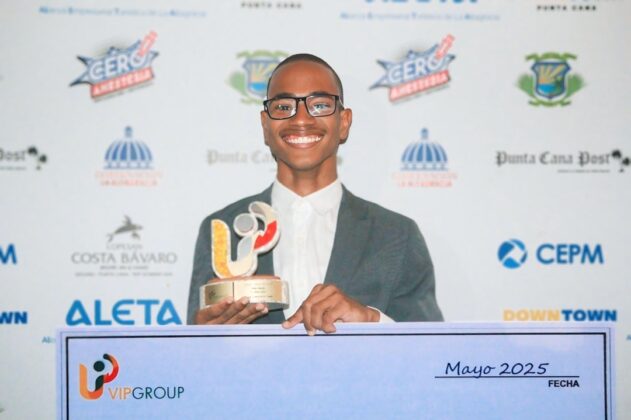 Daury De Los Santos, mejor novela 2025