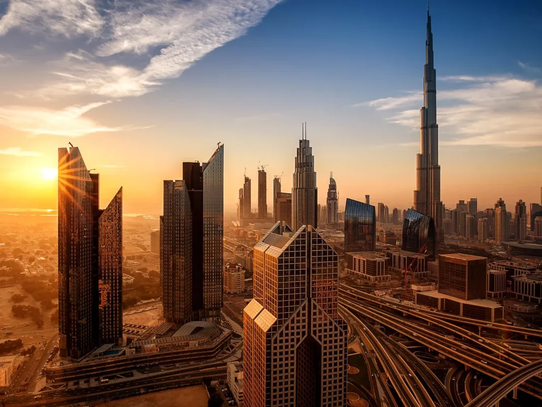 Emiratos Árabes Unidos alcanzará un récord de 228 mil millones de AED este año, revela el WTTC.