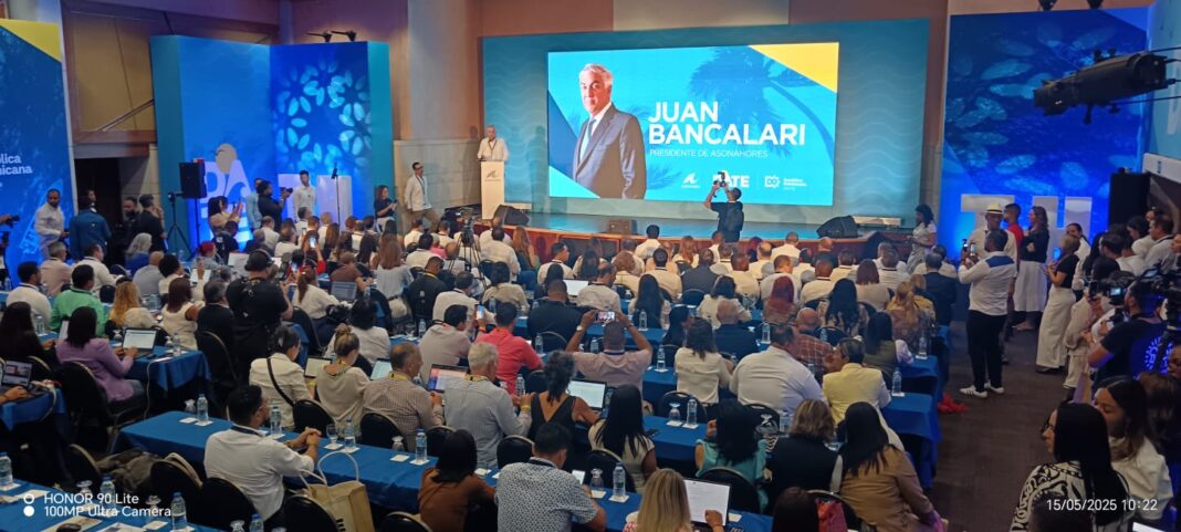 Juan Bancalari expone a los medios en el inicio de XXV DATE 2025. YY