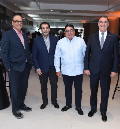 Ramón Omar Alma, Alejandro Ruiz, Miguel Calzada y Juan M. Martín de Oliva