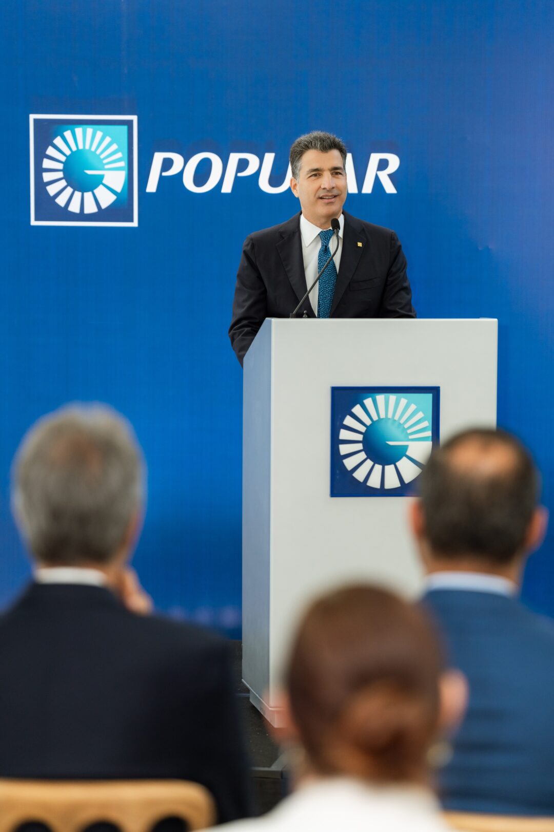El presidente ejecutivo del Banco Popular Dominicano, señor Christopher Paniagua,destacó la responsabilidad asumida por la institución al “apoyar activamente a organizaciones
que mejoran la calidad de vida de la población”.