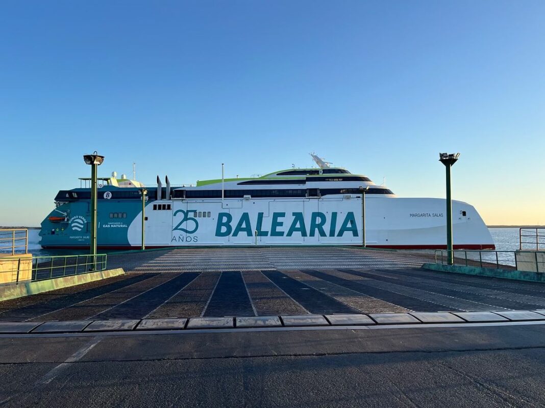 La empresa española Baleària que es el principal ferry de España, y construye ambas terminales portuarias, en San Pedro y Mayagüez.