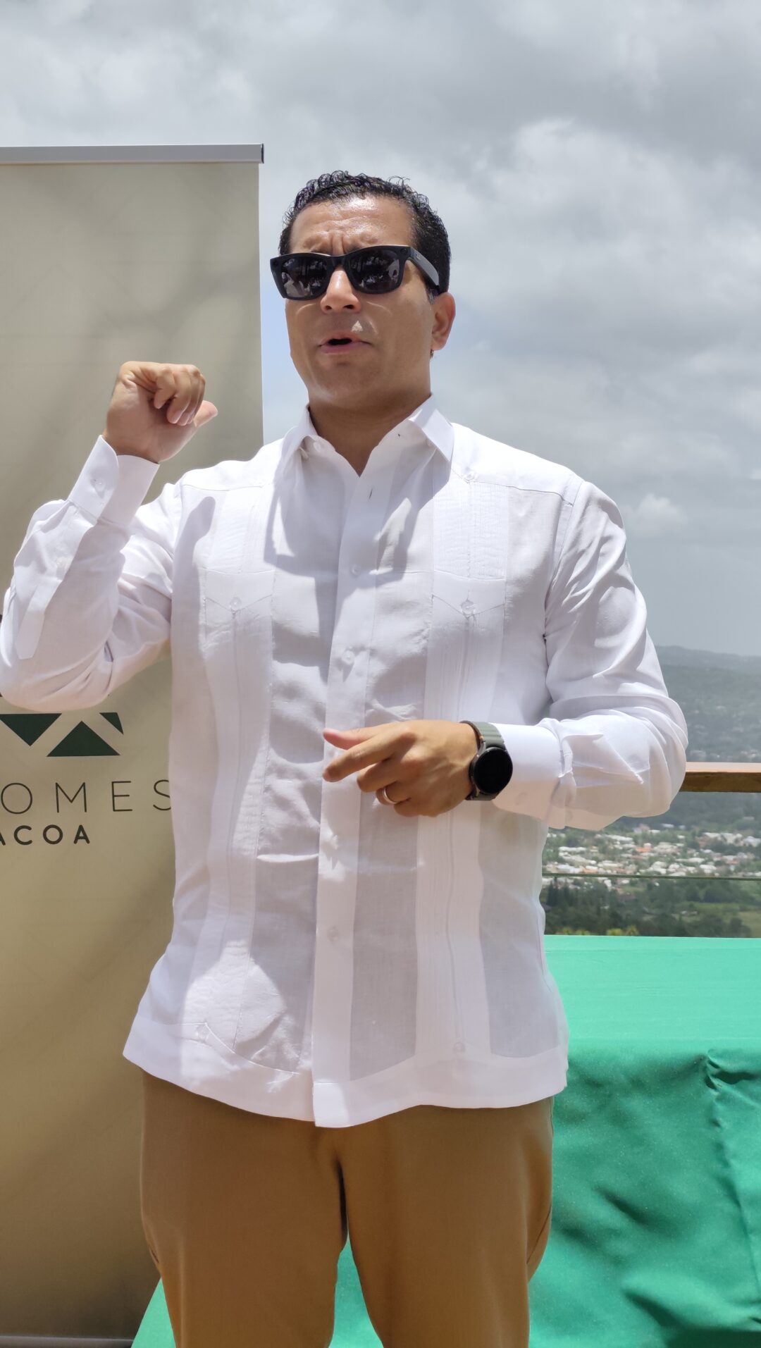 Johan González, fundador y propietario de The Domes Jarabacoa.