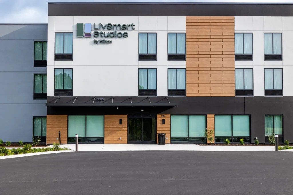 LivSmart Studios by Hilton Tullahoma - Exterior y entrada
