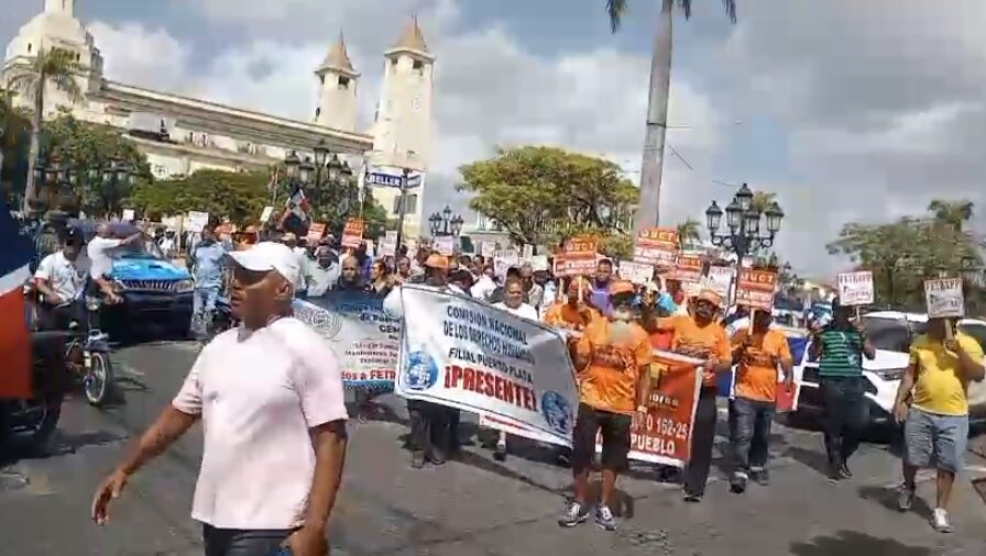 Protestas en Puerto Plata en contra d ela privatización del teleférico
