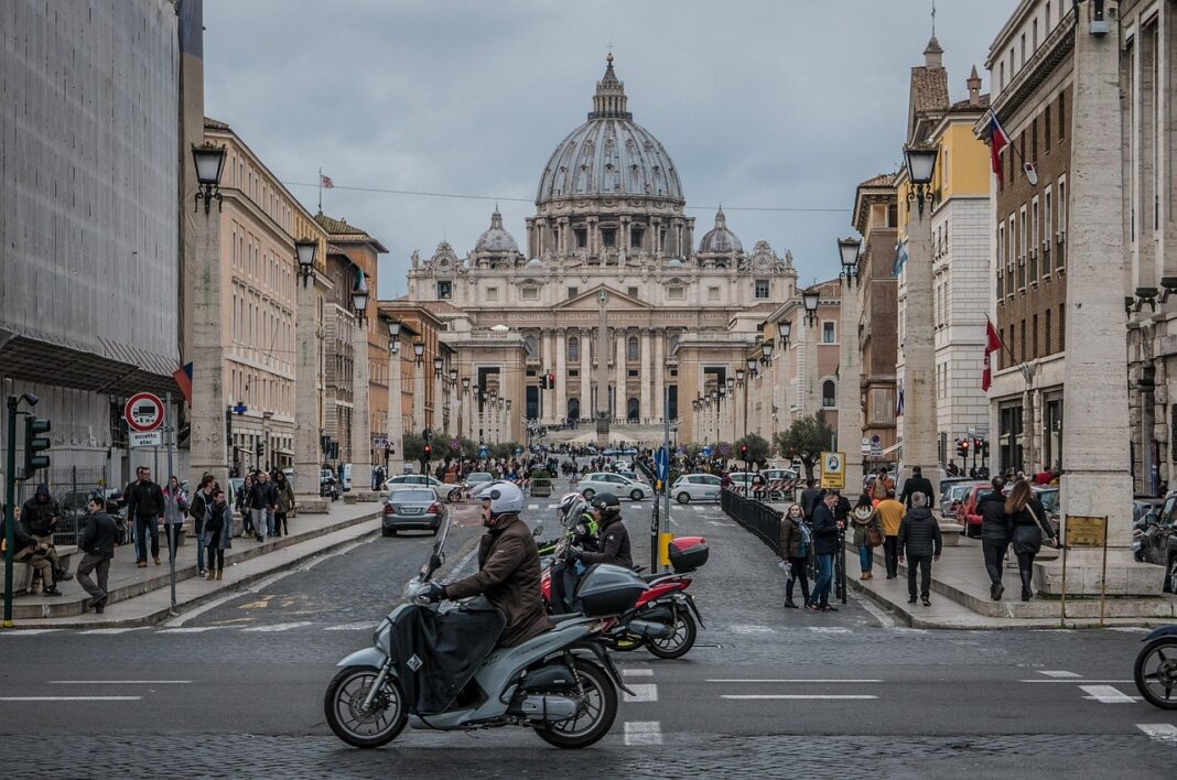 El gasto de los visitantes internacionales en Italia alcanzará más de 60.000 millones de euros mientras los líderes mundiales del turismo se dirigen a la Ciudad Eterna.