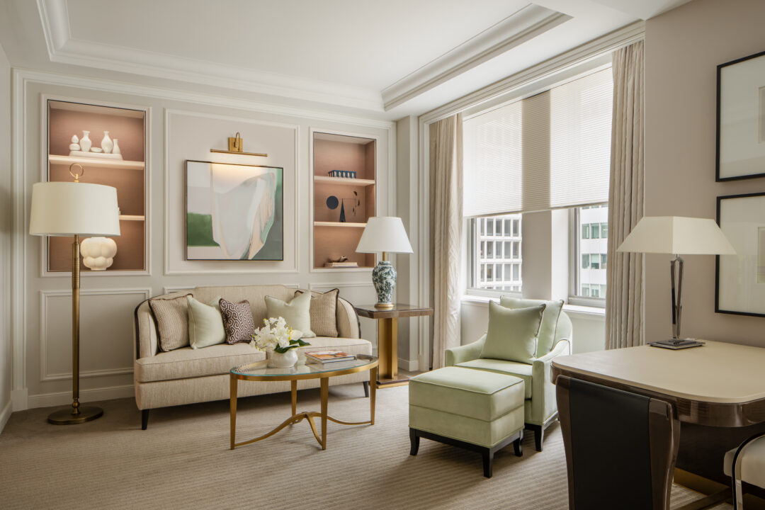 Sala de estar de la Junior Suite Park Avenue del Waldorf Astoria Nueva York
