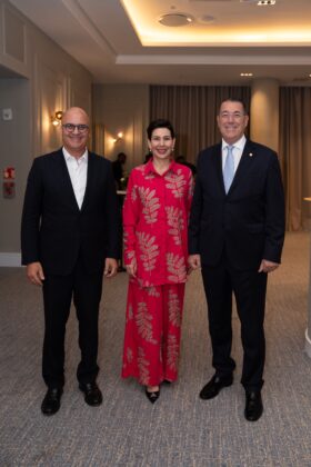 Igor Rodríguez Durán, Monika Infante y Juan M. Martín de Oliva