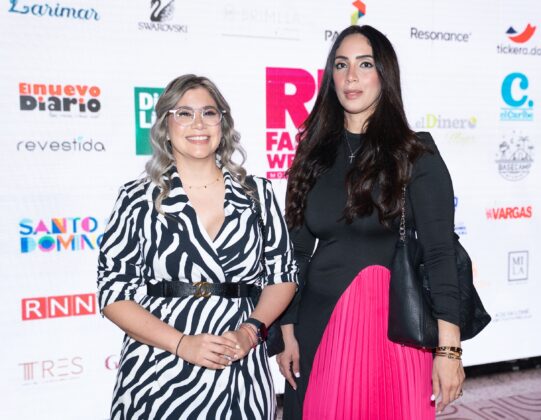 Vanessa Márquez y Estephanie Minaya