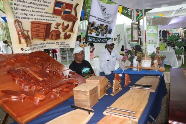 Exposici&oacute;n de artesan&iacute;a en Turismo por Dentro en Dajab&oacute;n