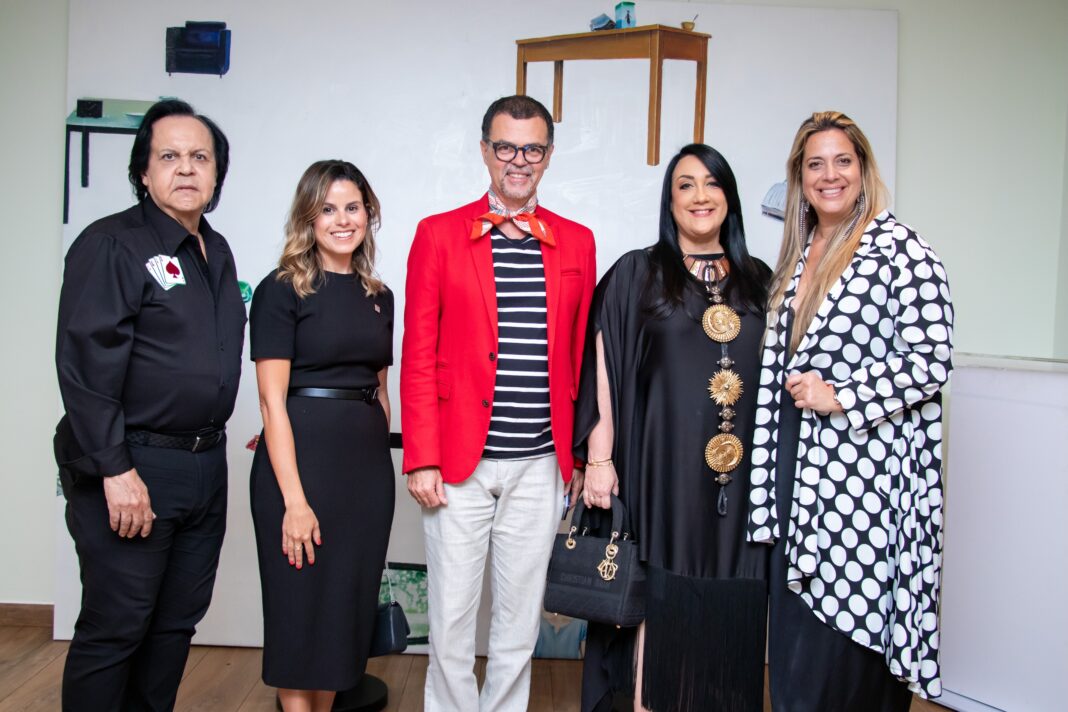 Leonel Lirio, Rocío Montás, Sócrates McKinney, Giannina Azar y Sara Ranghi