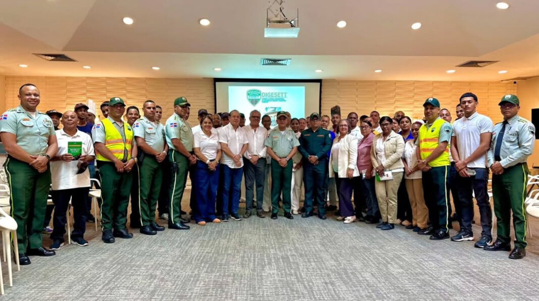 Los talleres de Digesett en Puerto Plata han impactado a de cientos de colaboradores de empresas miembros del Clúster, así como de la Asociación de Hoteles, Restaurantes y Empresas Turísticas del Norte (ASHONORTE), la Asociación de Hoteles de Playa Dorada, y de choferes miembros de sindicatos y federaciones locales.
