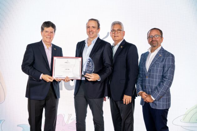 Luis Ros, Victor Levy, Jhonny Nu&ntilde;ez y Filipo Ciccone
