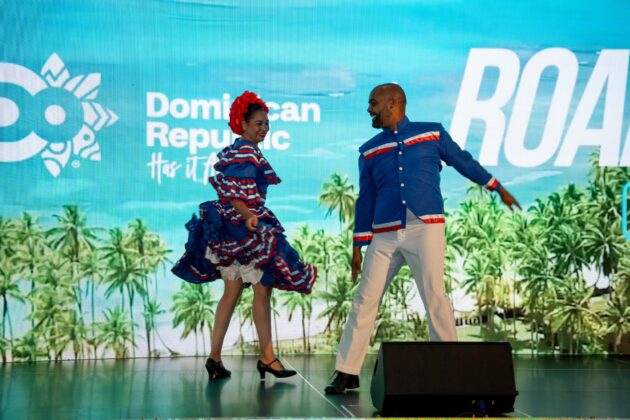 Ministro David Collado impulsa el turismo de la Rep&uacute;blica Dominicana con un exitoso roadshow en Chicago 4