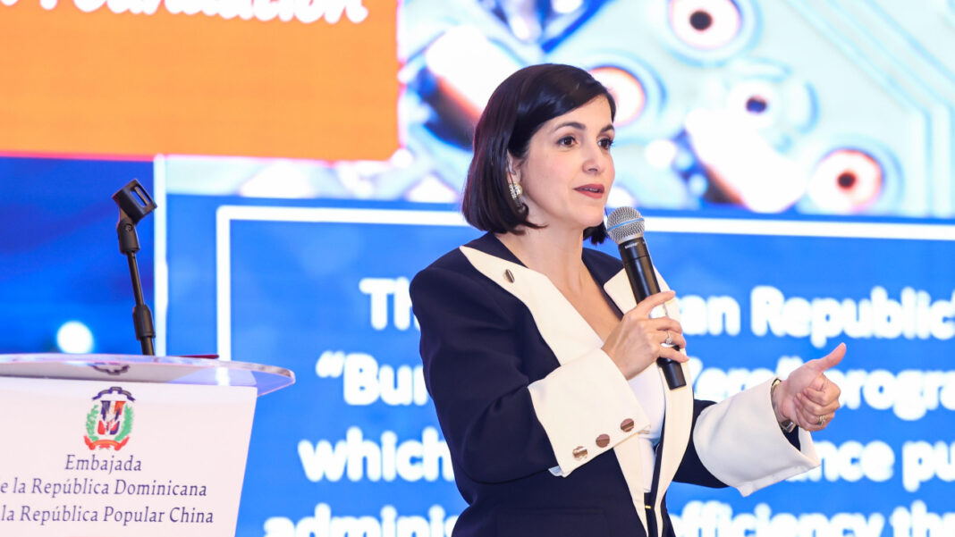 Biviana Riveiro Disla, directora ejecutiva de ProDominicana destacó que en el período enero-julio de 2025 se confirmó la creciente inserción de bienes dominicanos de alto valor agregado