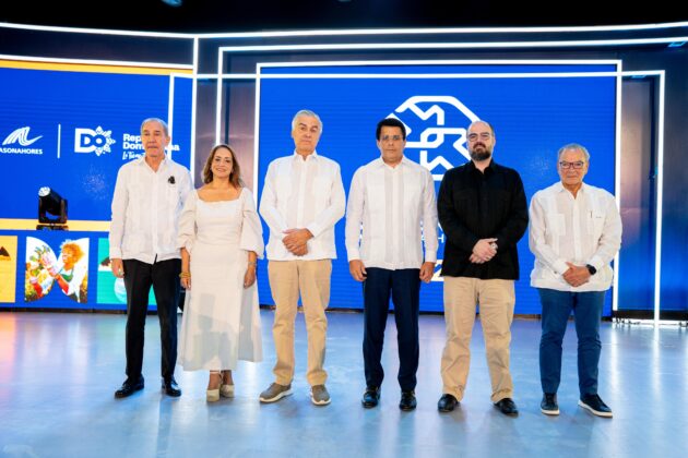 Franklin Garc&iacute;a Ferm&iacute;n, Aguie Lendor, Juan Bancalari, David Collado, Luis Emilio Veluttini y Frank Rainieri 3