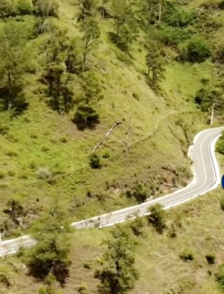 Inauguraci&oacute;n carretera al Salto de Aguas Blancas en Constanza