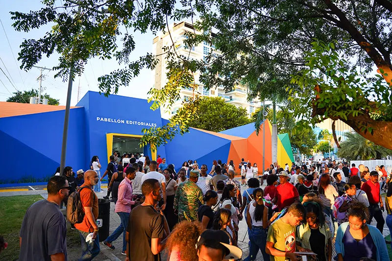 Durante diez días, el público podrá disfrutar de más de 600 actividades, incluyendo presentaciones de libros, talleres, conferencias, charlas y coloquios.