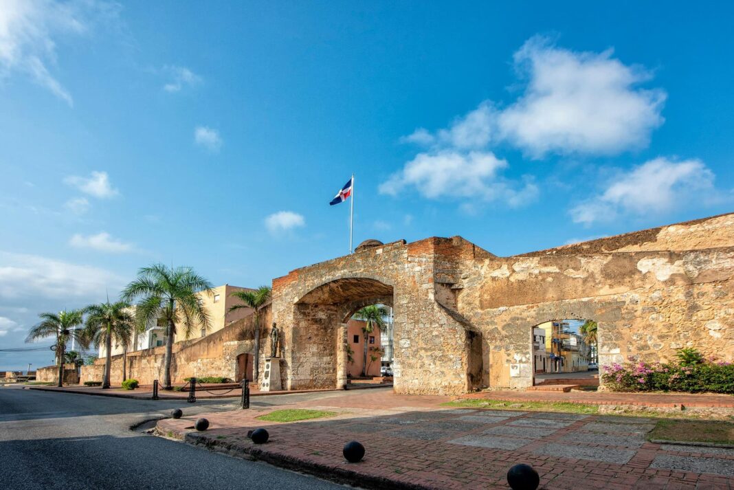 Puerta de la Misericordia en Santo Domingo, República Dominicana