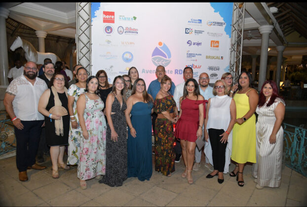 Touroperadores participantes en la feria Avent&uacute;rate 2025