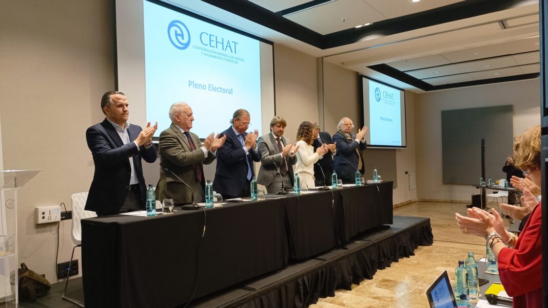 El XX Congreso de Hoteleros Españoles se presenta así como un gran foro de referencia del turismo en España, un espacio de reflexión estratégica, networking y puesta en común de las mejores prácticas que marcarán el futuro del sector.