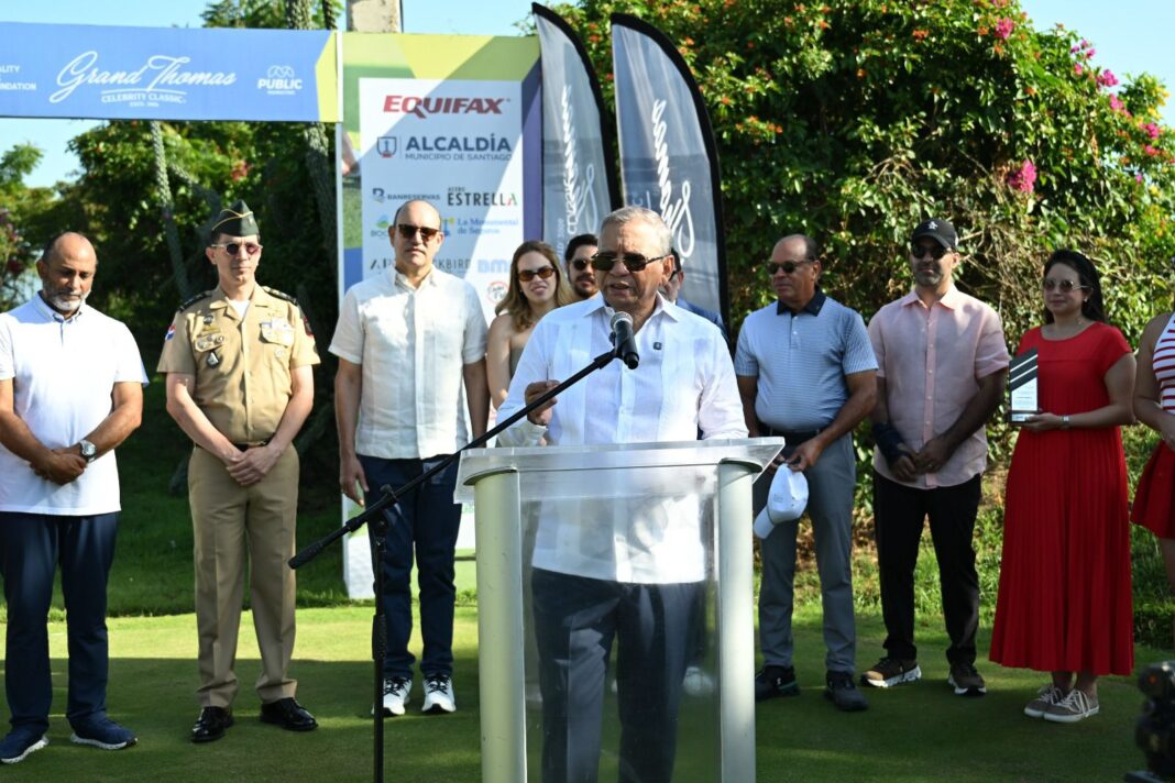 Leonardo Aguilera ratifica el compromiso de Banreservas con el turismo deportivo durante el cierre del Grand Thomas Celebrity Classic 2025