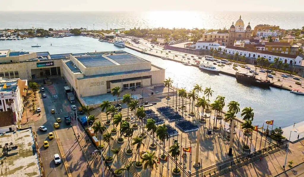 Hasta agosto pasado, Colombia recibió aproximadamente 3.4 MM de visitantes extranjeros, según datos consolidados por el Consejo Mundial de Viajes y Turismo (WTTC) y Migración Colombia