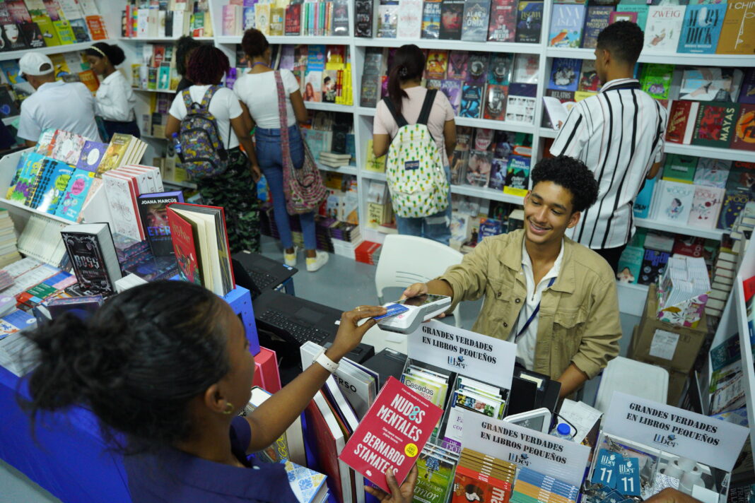 En la FILSD 2025 también se pueden conseguir libros gratis a través del programa Bonolibro, con la asistencia a dos actividades