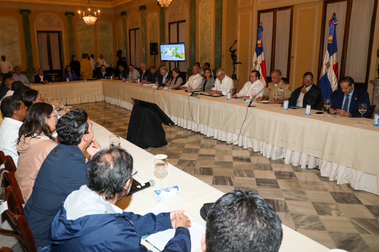 El Gobierno dominicano sigue de cerca la trayectoria y efectos de la tormenta tropical Melissa
