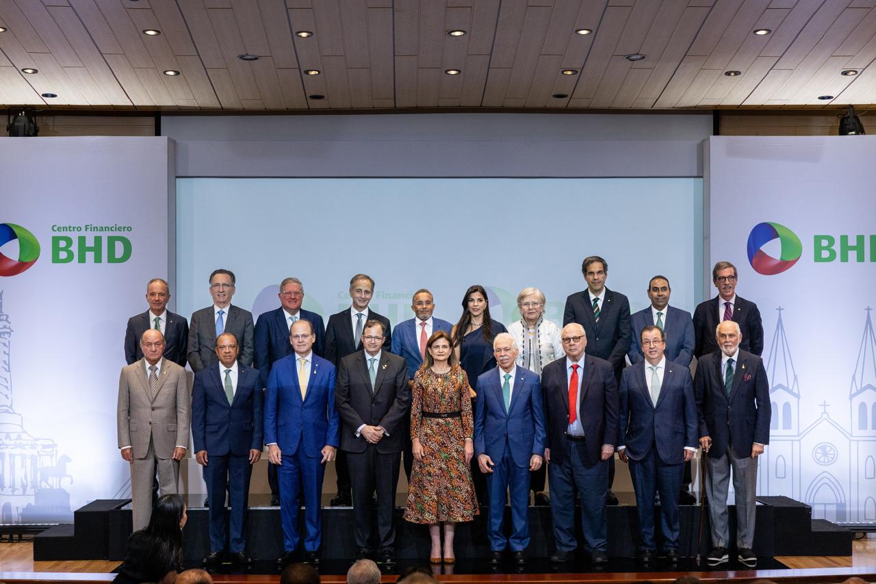 Integrantes de los Consejos de Administración del Banco BHD y el Centro Financiero BHD