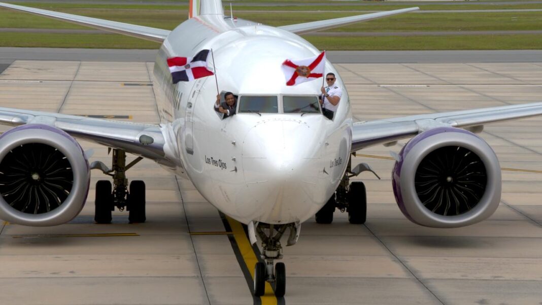 Llegada vuelo inaugural Arajet desde el Aeropuerto Internacional de Punta Cana (PUJ) y el Aeropuerto Internacional de Orlando Sanford (SFB), en Florida.