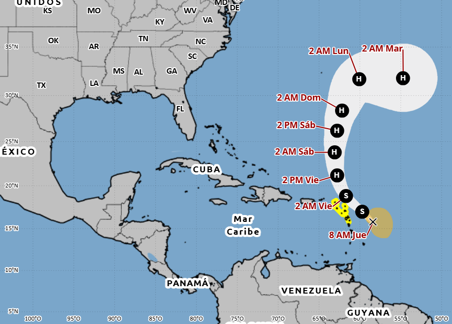 La tormenta se mueve hacia el oeste-noroeste (290/17 kt), pero se espera para girar hacia el noroeste más tarde hoy mientras Jerry se mueve alrededor la extensión suroeste de una dorsal subtropical.