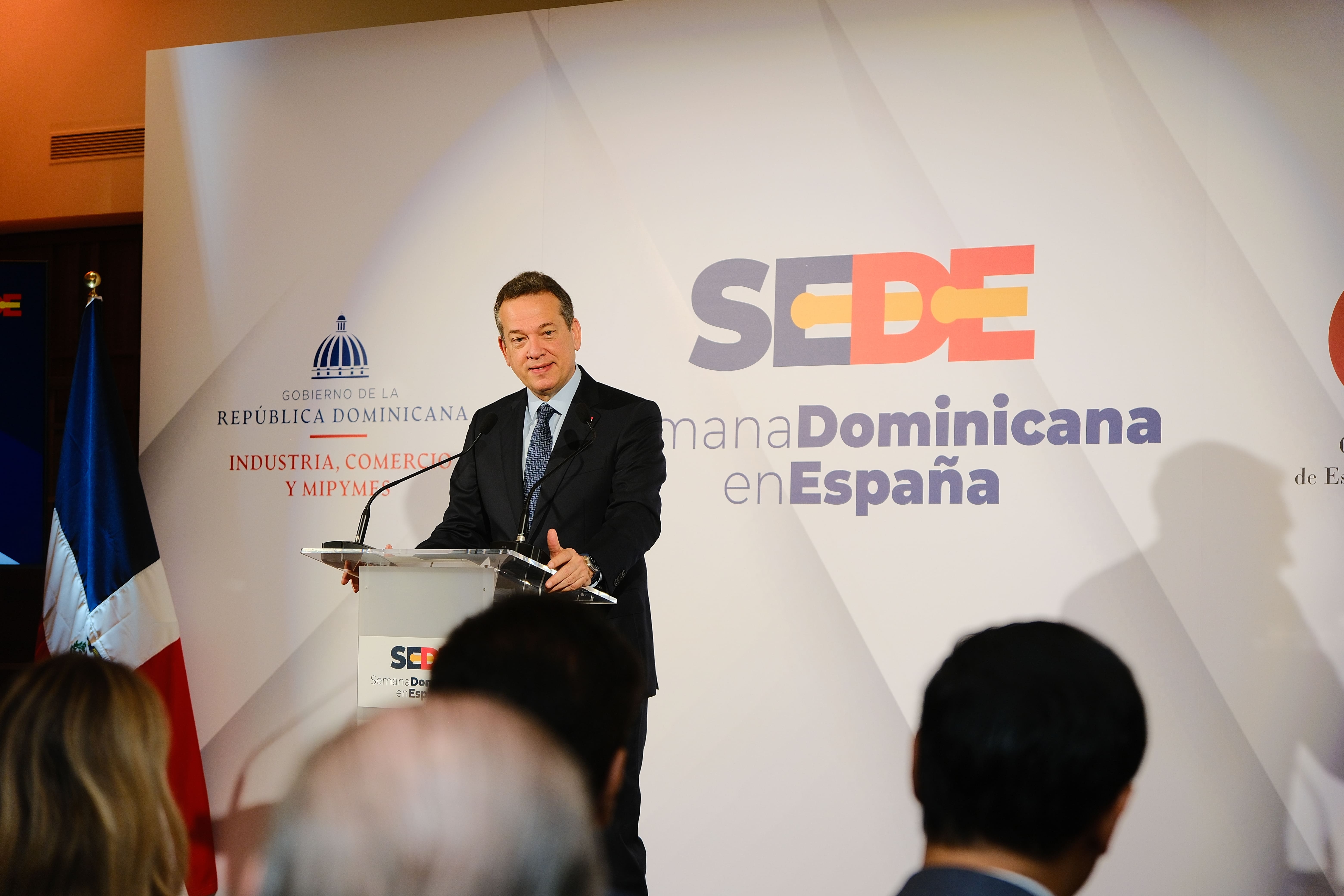 Víctor -Ito- Bisonó, ministro de Industria, Comercio y Mipymes