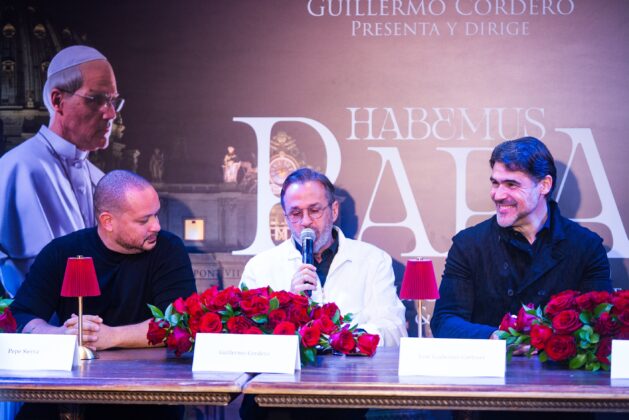 Un momento en la rueda de prensa de la presentaci&oacute;n de Habemus Papa