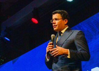 David Collado pide «proteger la marca país» tras el incendio en el Viva Dominicus Beach, que ya reabrió 200 habitaciones David Collado, ministro de Turismo de la República Dominicana.