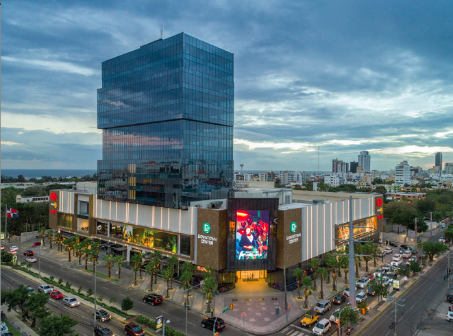 Vista aérea de Downtown Center Santo Domingo.