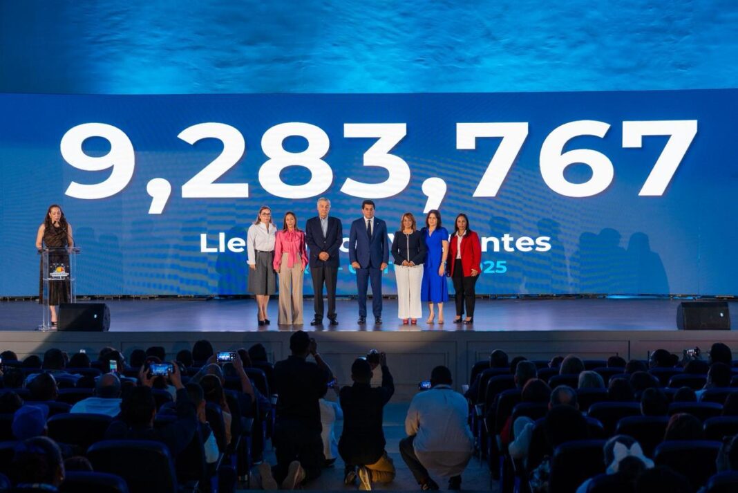 David Collado, ministro de Turismo y Juan 