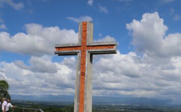 La Vega, donde septiembre convierte la fe en una experiencia de viaje: Día de Nuestra Señora de Las Mercedes Monumento a la Vera Cruz 1