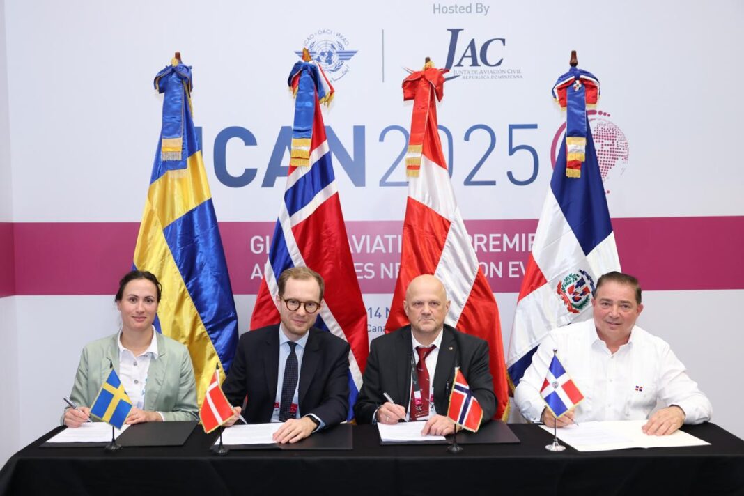 El presidente de la Junta de Aviación Civil (JAC), Héctor Porcella, encabezó el equipo negociador dominicano que firmó nuevos Acuerdos de Servicios Aéreos (ASA) con distintos países durante el desarrollo del ICAN 2025.