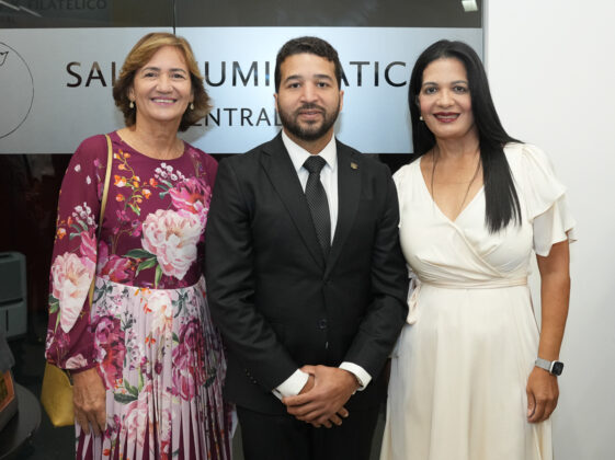 Miriam Torres, Omar Aquino, Narda Mariz&aacute;n.