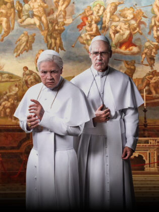 Este fin de semana con Habemus Papa, la Sala Ravelo se convierte en el escenario de una producci&oacute;n que combina rigor actoral, est&eacute;tica y una conmovedora mirada a la fragilidad humana