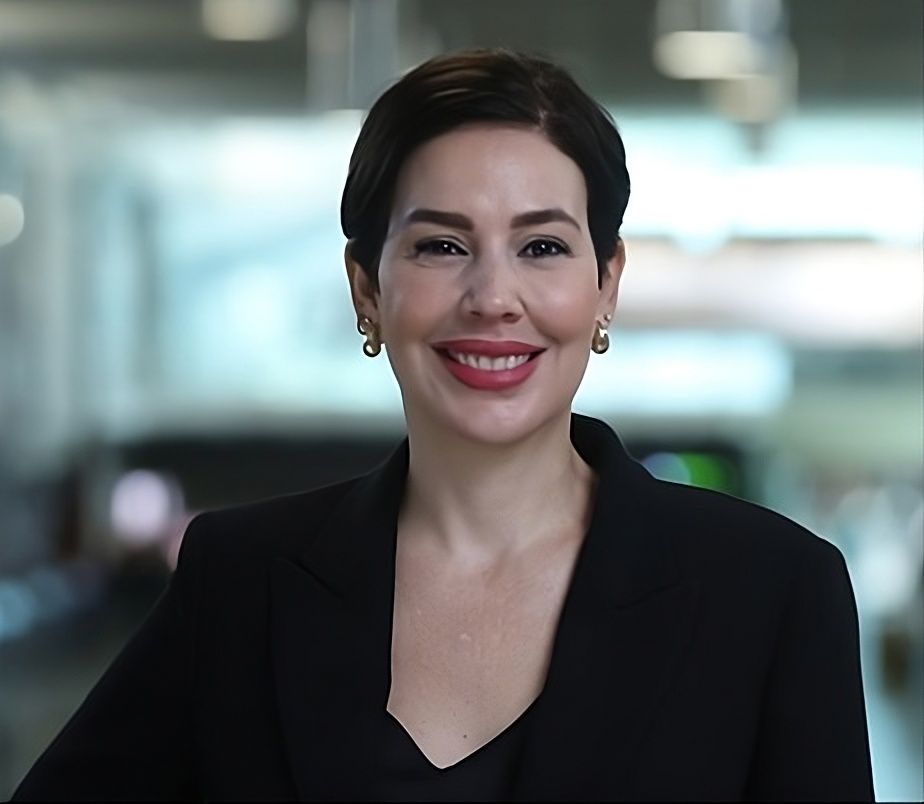 Mónika Infante Henríquez anunció su decisión de dejar el cargo de directora general con efectividad al 31 de diciembre de 2025, para iniciar una nueva etapa profesional y personal.