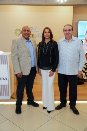 Roberto Mej&iacute;a, Josefina Pichardo y &Aacute;ngel Garc&iacute;a