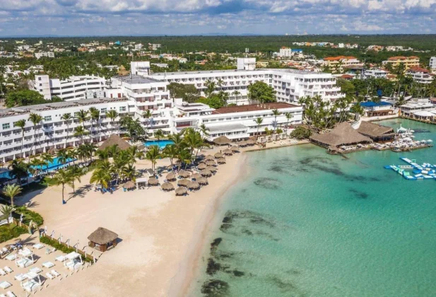Bar de playa del Santo Domingo Bay Convention Resort & Casino