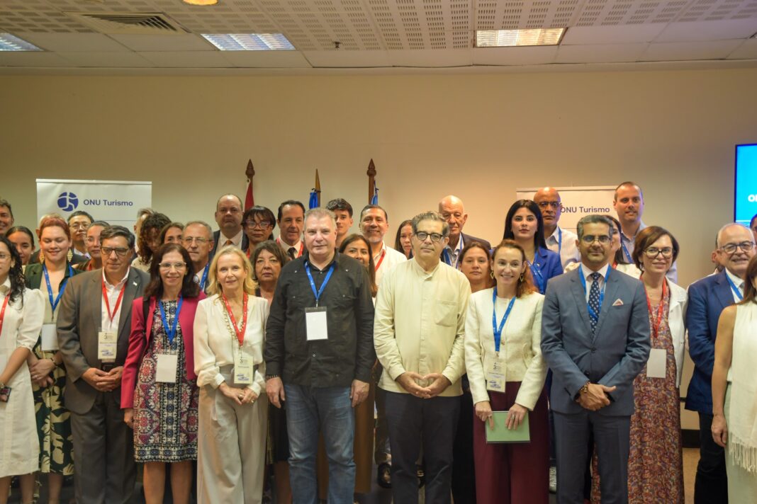 El objetivo principal del Seminario de ONU Turismo fue debatir, desde un punto de vista jurídico, sobre los nuevos retos que afronta el sector turístico al concluir el primer cuarto del siglo XXI y analizarlas mejores prácticas a nivel global en la materia.