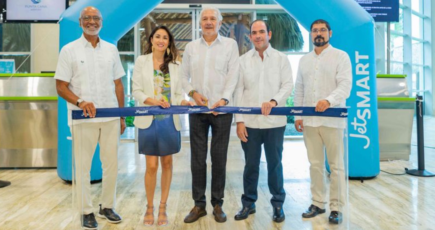 El inicio de operación de los vuelos internacionales desde Cali y Medellín hacia Punta Cana, con seis frecuencias semanales entre ambas ciudades, refleja la solidez de JetSMART y su aporte continuo a la conectividad del país.