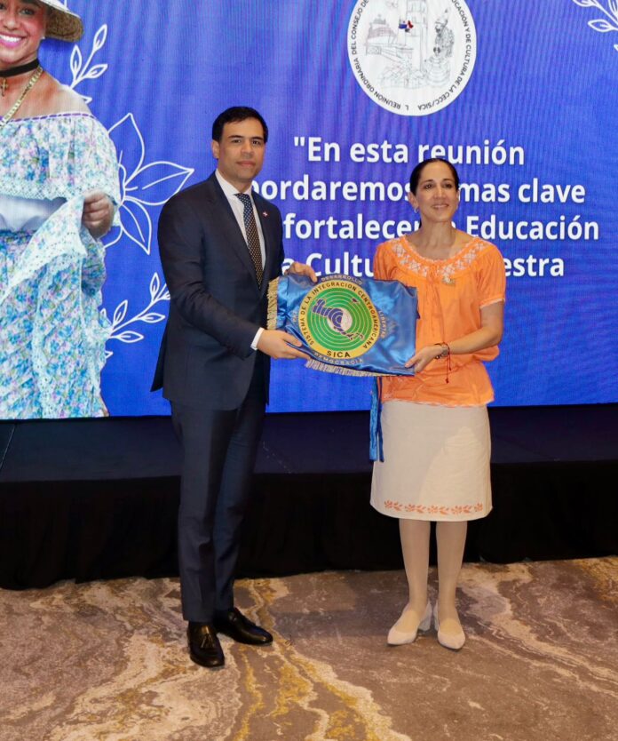Al tomar la presidencia ‘pro tempore’ de la CECC-SICA Salcedo expuso sobrre las prioridades culturales del país en reunión regional de dicho organismo.