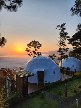 Desde los glamping de The Domes se observa todo el valle intramontano en que se asienta el pueblo de Jarabacoa